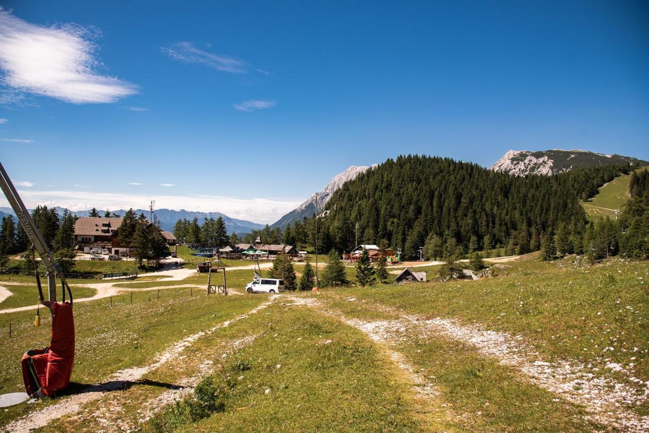 Apartments Zvoh, Krvavec, Ski-In, Ski-Out Cerklje na Gorenjskem Εξωτερικό φωτογραφία